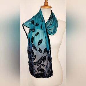 LIZ CUT VELVET OMBRE SCARF